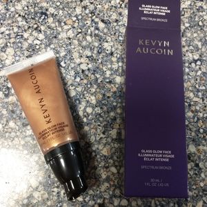 Kevyn Aucoin Glass Glow Face Illuminator bronze